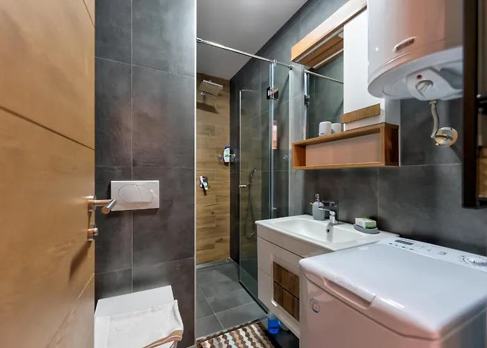 Centar Lux Ζλάτιμπορ